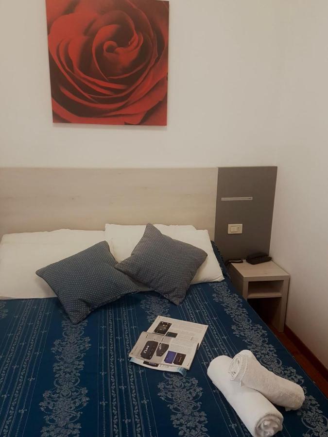 Hotel Arena ริมินี ภายนอก รูปภาพ